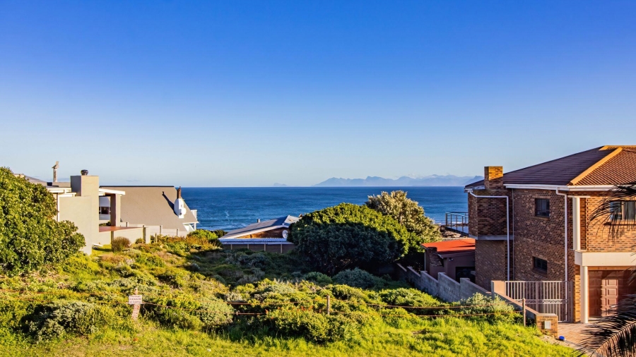 3 Bedroom Property for Sale in De Kelders Western Cape